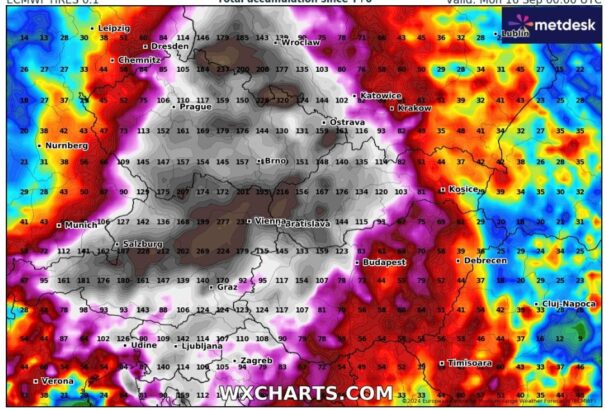 Csütörtöktől érkezik a 4 napos özönvízszerű esőzés