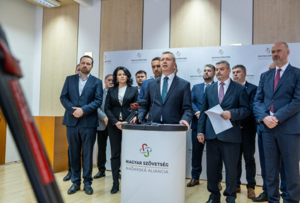 Király Zsolt: Tisztújítás előtt a Magyar Szövetség. De ki törődik itt a választók érdekeivel?