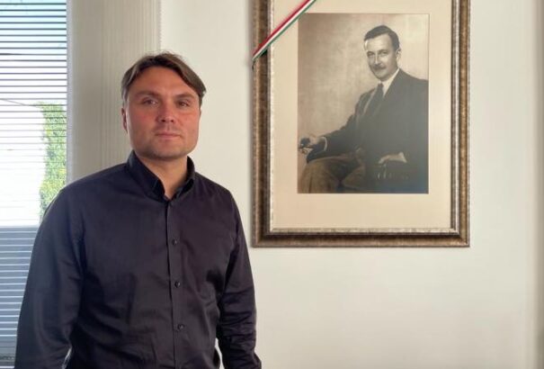 Menyhárt és Forró nyomdokain: Gubík László pár nap után elbukta az első politikai próbatételt