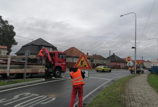 Megkezdődött az I/63-as út Nagymegyeren belüli szakaszának felújítása