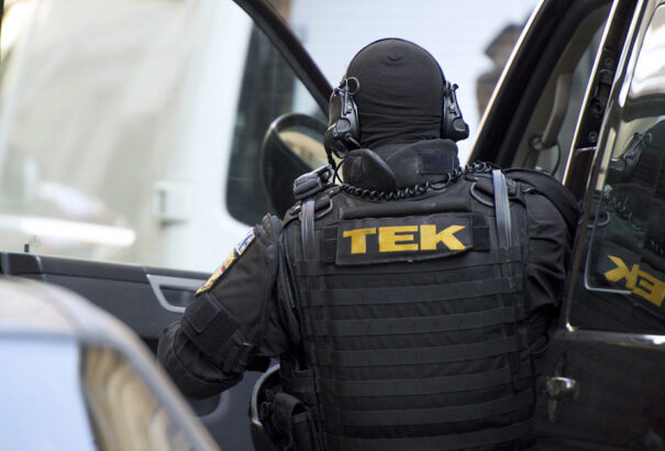 Lecsapott a TEK az október 23-ára fegyveres merényletet tervező csoportra