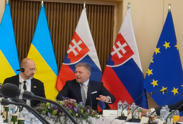 Hétfőn közös ukrán-szlovák kormányülés lesz