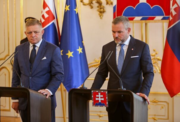 Pellegrini addig nem fogadja el Dolinková lemondását, míg nincs meg a miniszter utódja