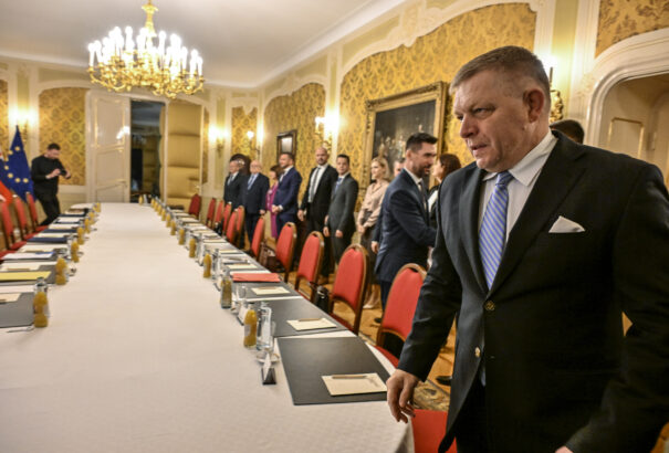 Fico: Az őstermelők szeretnék, ha az 5 százalékos áfa az élelmiszerárakban is megjelenne