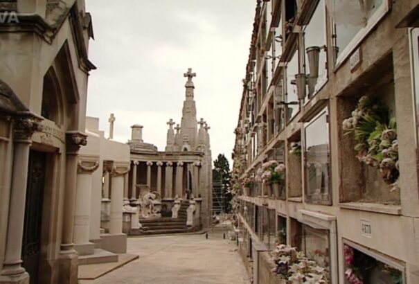 Történelmi korszakok híres temetőit bemutató sorozat az M5 műsorán
