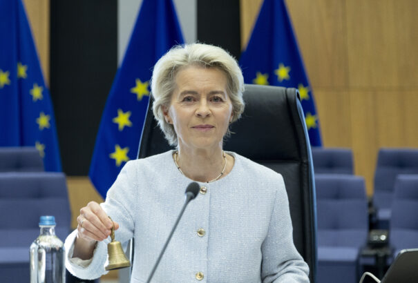 Von der Leyen: Csak egy út van a béke elérésére, Ukrajna politikai, pénzügyi és katonai támogatása