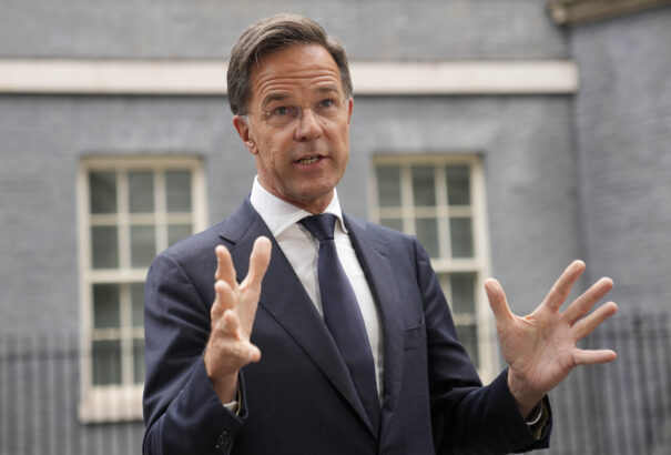 NATO-főtitkár: a NATO készen áll megvédeni szövetségeseit bármilyen támadással szemben