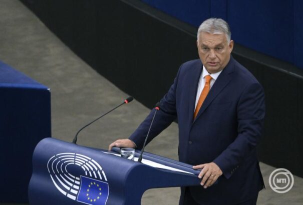EU-elnökség – Orbán Viktor: azért jöttem, hogy ébresztőt fújjak
