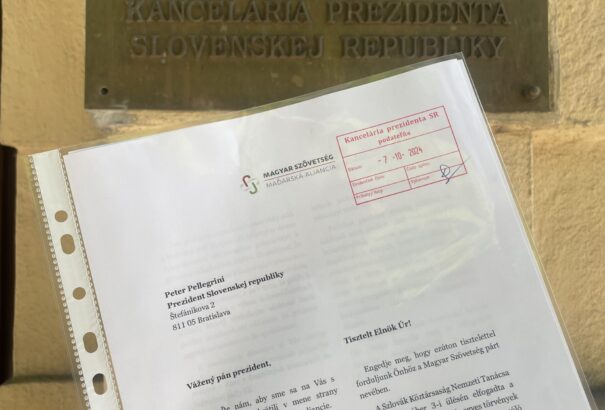 A tranzakciós adó megvétózását kéri az államfőtől a Magyar Szövetség