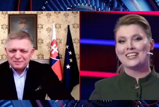 Fico az orosz televízió propagandaműsorában szerepelt és Moszkvába készül