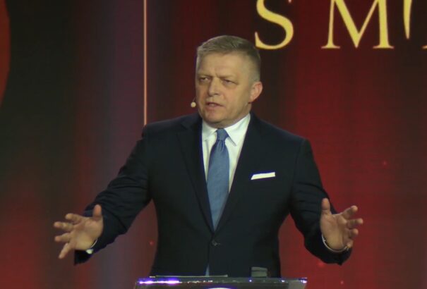 Fico belengette a kormány bukásának lehetőségét, szerinte készüljünk fel az előrehozott választásra