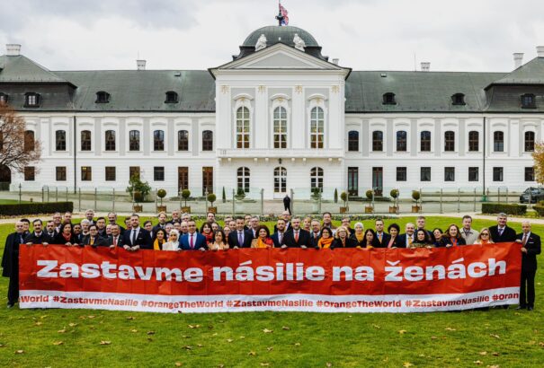 Peter Pellegrini kifejezte a szolidaritását a nők elleni erőszak világnapján