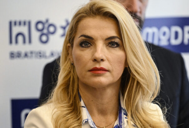 A rendőrség vádemelés nélkül lezárta a Šimkovičová elleni tavalyi petíció ügyét