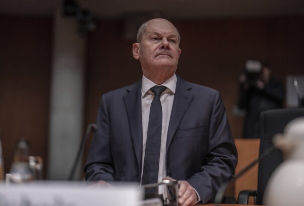 Scholz lapátra kerül? Az SPD még meglévő választói már valaki mást akarnak kancellárnak