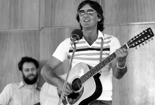 Ihász Gáborra emlékezik tematikus hétvégéjén a Dankó Rádió