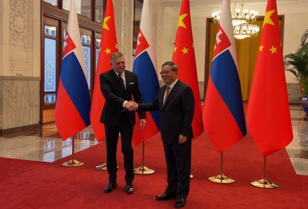 Szlovákia stratégiai partnerségben egyezett meg Kínával, egyenes repülőjárat jöhet létre Pozsony és Peking között