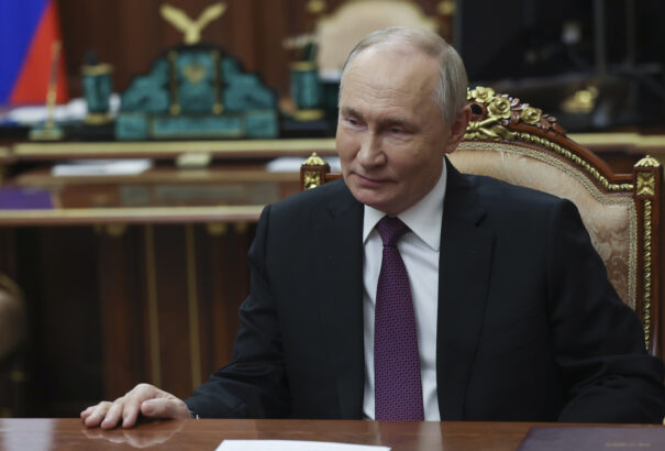 Kreml: Putyin készen áll a párbeszédre Amerikával