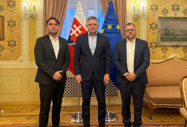 Fico a Magyar Szövetség vezetőivel találkozott – A kormányfő visszafogott nyilatkozatban reagált