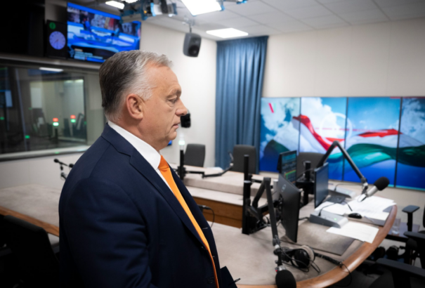 Orbán Viktor: Az amerikai győzelem nemcsak a Holdról, hanem a Marsról is látszik