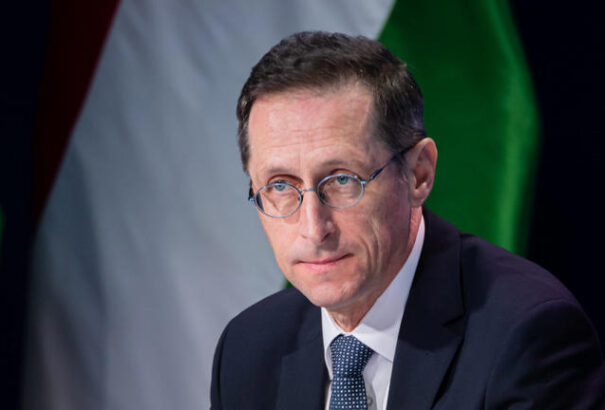 Varga Mihály váltja Matolcsy Györgyöt a jegybank élén, jelentette be Orbán Viktor