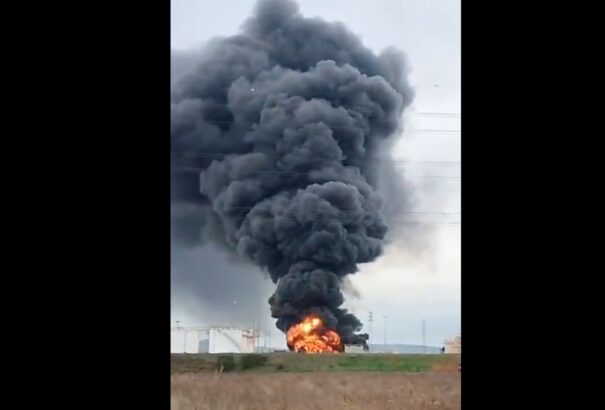Brutális robbanás történt az ENI egyik üzemanyagtároló létesítményében