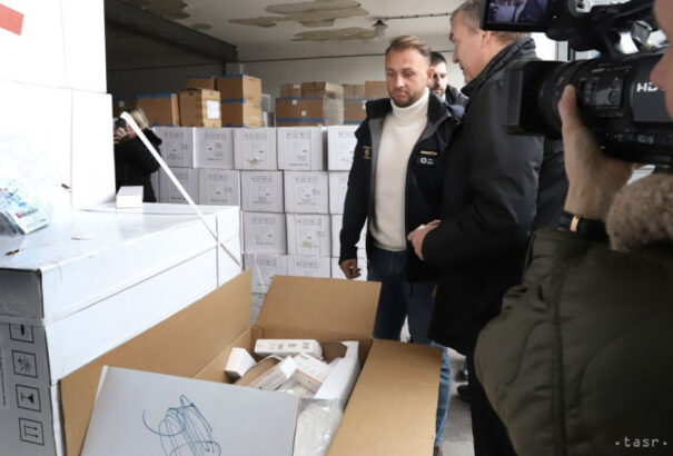 Az államnak 10 millió euró értékű lejárt Covid-teszteket kell likvidálnia