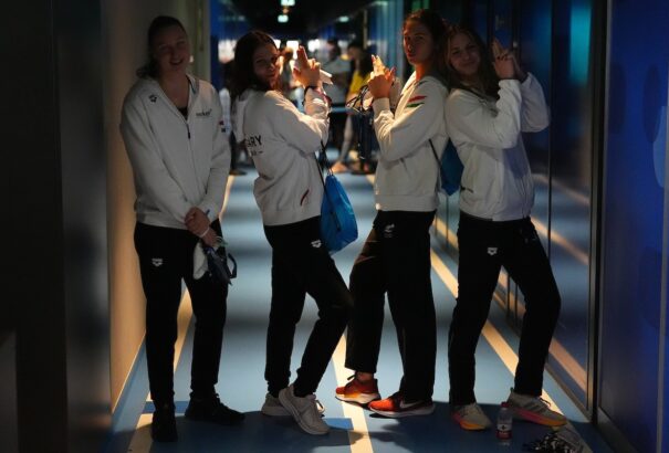 Budapesti úszó-vb: Ezüstérmes a magyar női 4×200-as gyorsváltó