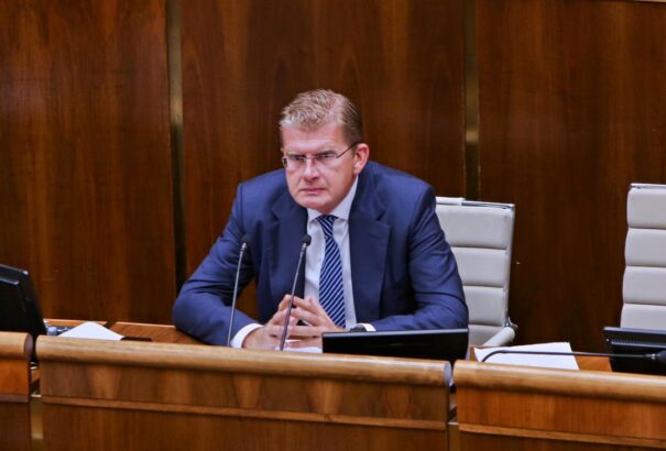 Žiga: Egy szlovákiai béketárgyalás történelmi mértékű presztízsérték lenne