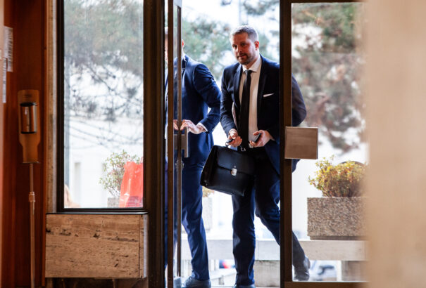 Šaško javaslatokat terjeszt a kormány elé a LOZ elvárásainak teljesítésére