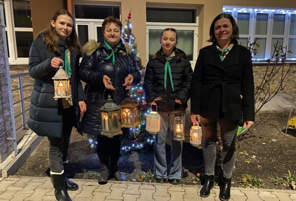 Szent láng a verandán – Betlehemtől Perbenyíkig