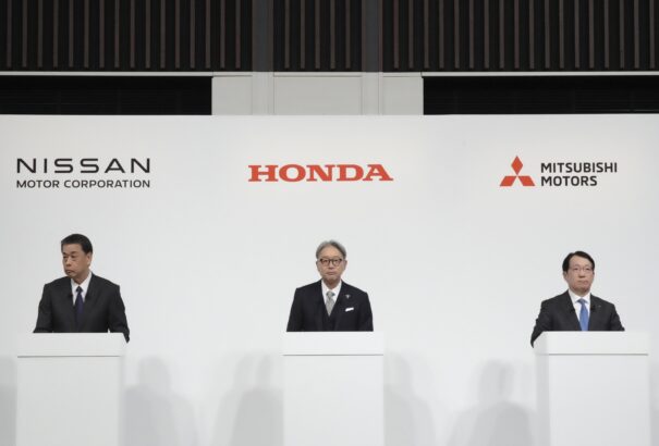 A Honda és a Nissan megkezdik az egyesülési tárgyalásokat