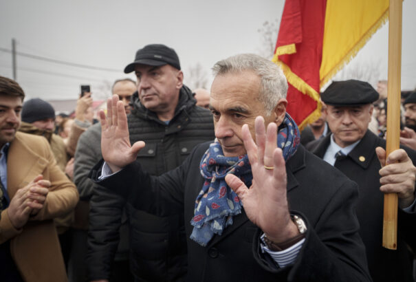 Botrányba keveredett a megsemmisített román elnökválasztás győztese