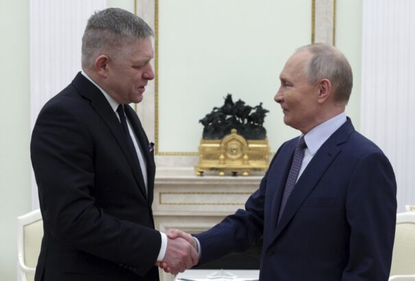 Így reagált az ellenzék Fico moszkvai útjára: „Szégyenletes” és a „nemzeti érdekek elárulása”