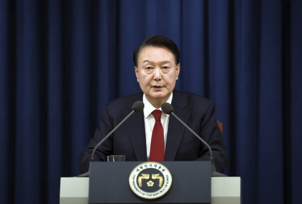 Hazaárulás miatt vádat emelnek a dél-koreai elnök ellen