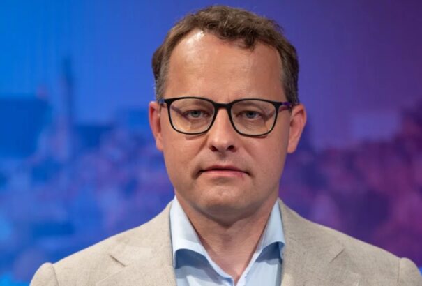 Lengyelország szerint „ellenséges lépés”, hogy Magyarország menedékjogot adott egy PiS-es képviselőnek