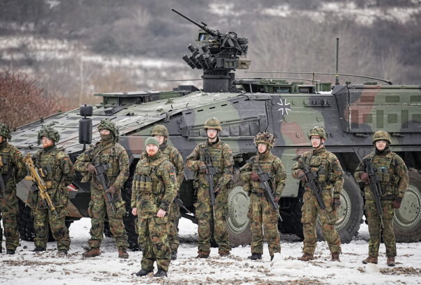 Németország 230 ezer fős hadsereg felépítését tervezi