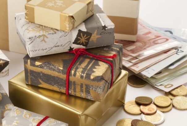 A lakosság fele legfeljebb 200 eurót költ karácsonyi ajándékokra