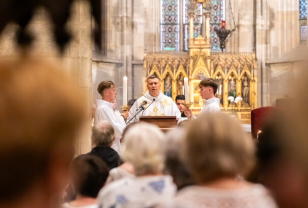 Karácsonyi magyar katolikus miserend Pozsonyban