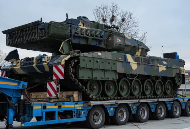 Katonai járművekre kell számítani csütörtökön Budapest belvárosában