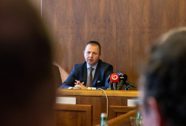 A smeres képviselő szerint mától koalíciós válság van