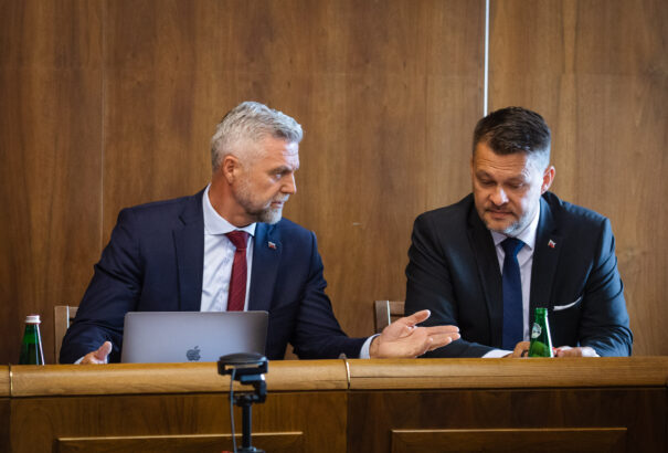 A Hlas lépett: Samuel Migaľ és Radomír Šalitroš képviselőket kizárta a pártból
