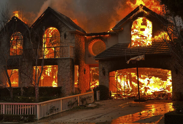 Már öt halálos áldozata van a kaliforniai tűzvésznek