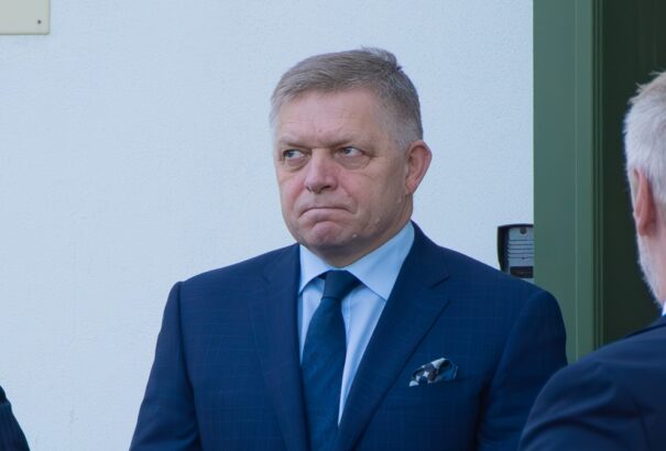 Fico bejelentette, mikor lehet legkorábban bizalmi szavazást tartani ellene