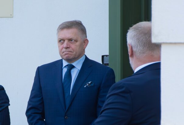 A szlovák külpolitikai irányultságról szóló vita belpolitikai intrika. Mi áll a héttérben?