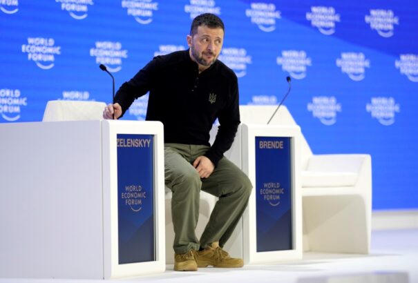 „Az összes európaitól? 200 ezer. Ez a minimum” – Zelenszkij európai katonákat követel Ukrajna védelmére