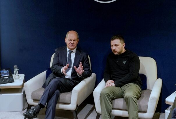 Zelenszkij kénytelen volt korrigálni – mégsem 200 ezer katonát akar Európától…