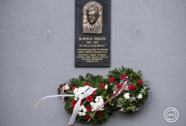 Nacsa Lőrinc: Duray Miklós az egyetemes magyarság felemelkedését szolgálta