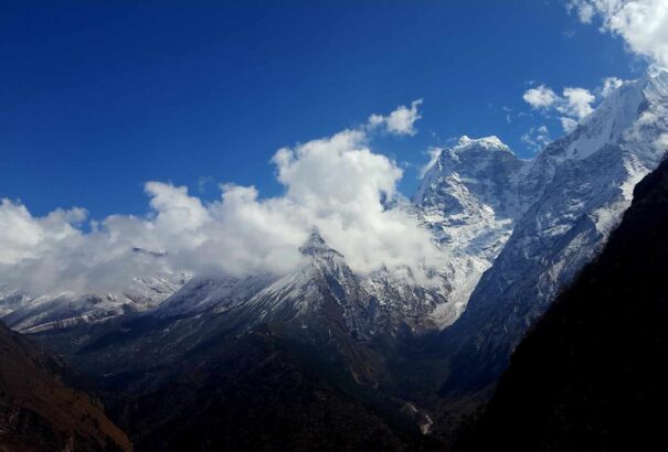 Nepál újabb 8000 méter feletti csúcsokat talált a Himaláján, a hegymászók mégsem díjazzák