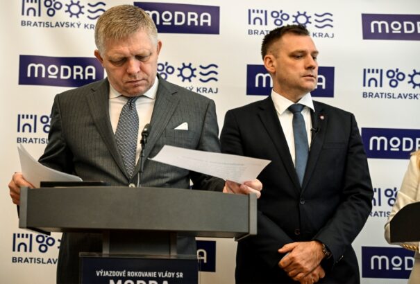 Fico ultimátumot adott az SNS-nek. Taraba szerint személyi változások várhatók a sportminisztériumban