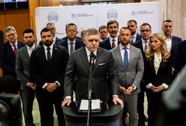 Folytatódnak a tárgyalások a koalíció jövőjéről, végleges megállapodás még nincs